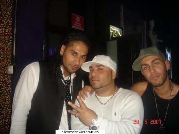 Galerie foto.. - uhh..:>...mai am puojeee ...gangsta boy..:X - Alex Za` Don