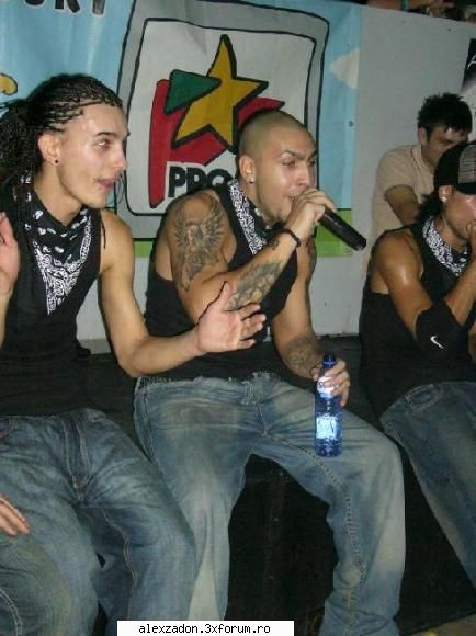 Galerie foto.. - de la un bal al bobocilor 07 - Alex Za` Don